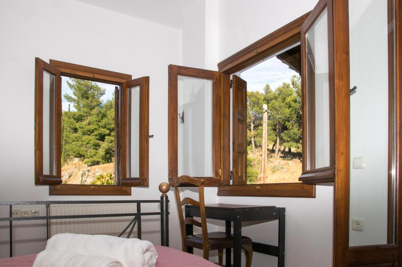 הוילה וולוס Mountain Breeze Sanctuary מראה חיצוני תמונה